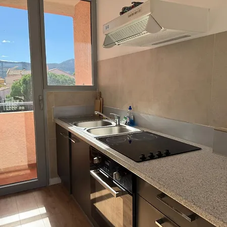 Confortable Avec Vue Mer, Loggia, Animaux Acceptes Et Parking Privatif - Fr-1-309-75 바뉼쉬르메르